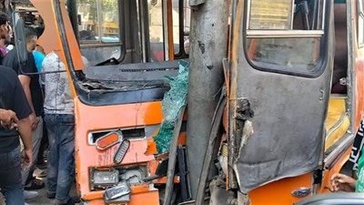 النيابة تحقق في إصابة 7 أشخاص بحادث ميني باص بطريق الأوتوستراد