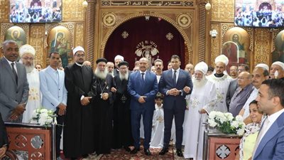 محافظ السويس يهنئ الأخوة الأقباط بمناسبة عيد تجلي السيدة العذراء مريم
