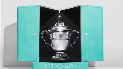 Tiffany & Co. تجدد شراكتها مع US Open.. أربعة عقود من صناعة كؤوس النصر