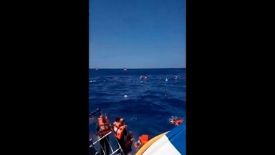 غرق عبارة قبرص يثير الجدل.. تحقيق موسع واتهامات بإغلاق الأبواب وهروب القبطان