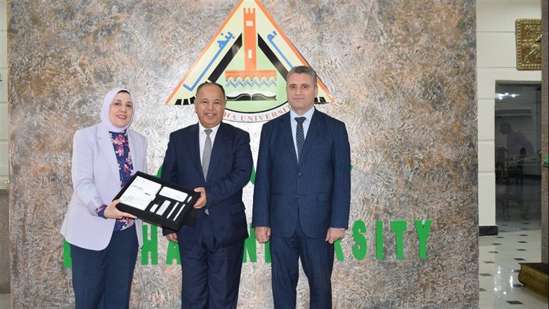 وزير المالية الأسبق