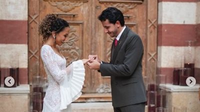 خطوبة المخرجة الشابة زينة ابنة الفنان أشرف عبد الباقي | صور