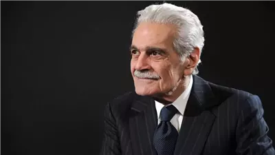 أحد رواد السوشيال ميديا يكشف مواقف إنسانية في حياة الراحل عمر الشريف 