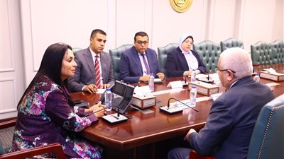 د/مايا مرسي تبحث مع سفير أذربيجان تعزيز سبل التعاون في مجال المعارض والتسويق