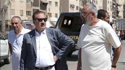 «الشارع والطريق حق للمواطن»..محافظ بورسعيد يقود حملة لإزالة الإشغالات