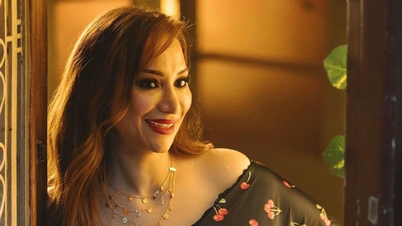غادة طلعت
