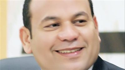 «البوست الوقح» يشعل خناقة.. عبدالجواد أبو كب يهاجم جمال زهران بسبب صورة لفاطمة بركة