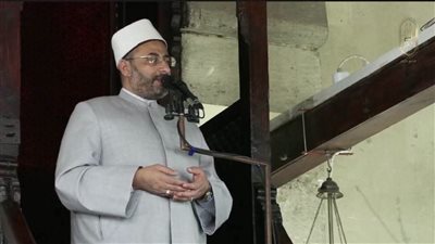 خطيب الجامع الأزهر: الإسلام دعوة للعبادة والقيادة وأمته لا ترضى بالدون