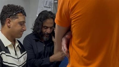 داخل المستشفى ورضا البحراوي يدعمه ..أول صورة لـ بهاء سلطان بعد تعرضه لحادث سير