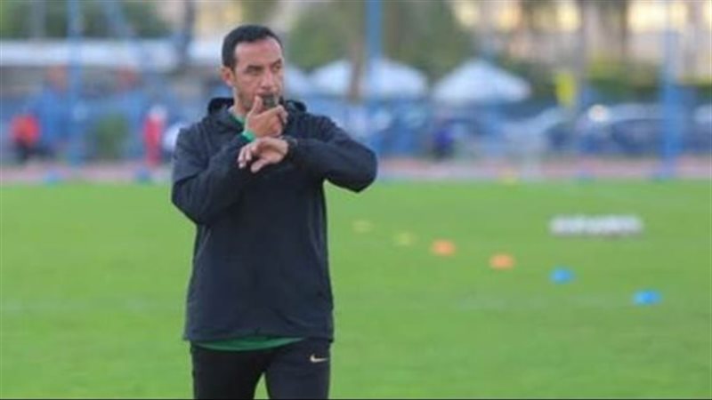 أحمد عبد العزيز مدرب