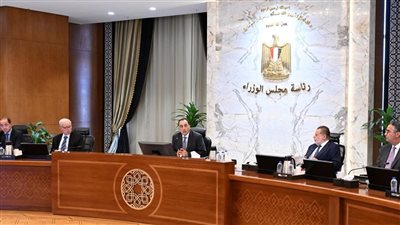 رئيس الوزراء يترأس اجتماع المجموعة الوزارية الاقتصادية