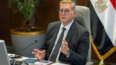 وزير البترول يعتمد نتائج أعمال شركة البتروكيماويات المصرية لعام 2025/2026