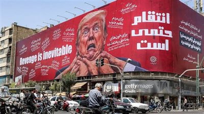 غضب شعبي في إيران.. طوابير وقود وانقطاع كهرباء وقفزة مرعبة بالأسعار