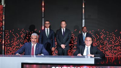 وزير الاتصالات يشهد إطلاق أكبر مركز بيانات وذكاء اصطناعي لڤودافون