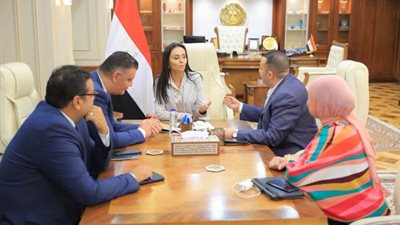 مايا مرسي تلتقي عددًا من النواب لبحث ملفات التضامن وطلبات المواطنين