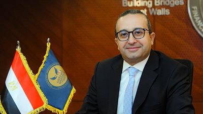 تجديد تعيين محمد عبدالعزيز مساعدا لرئيس الرقابة المالية لمدة عام