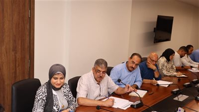 محافظ دمياط يتابع إجراءات تقنين أراضي الدولة ويوجه بسرعة استكمال الطلبات