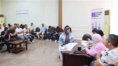 محافظ الإسماعيلية يتابع جهود توفير فرص عمل للشباب وقبول 25 متقدما بشركة يابانية