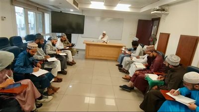 أكاديمية الأزهر تُحاضر الأئمة الهنود حول أثر العربية في الخطاب الدعوي