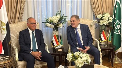 وصول «البدوي» ووزير الري لحضور احتفالية عيد الفلاح بمقر الوفد
