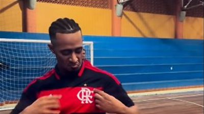 محمد رمضان يتألق في مباراة كرة قدم بالبرازيل |فيديو