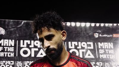 مروان عطية يفوز بجائزة رجل مباراة الأهلي والمقاولون العرب