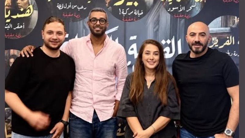 القصة الكاملة 
