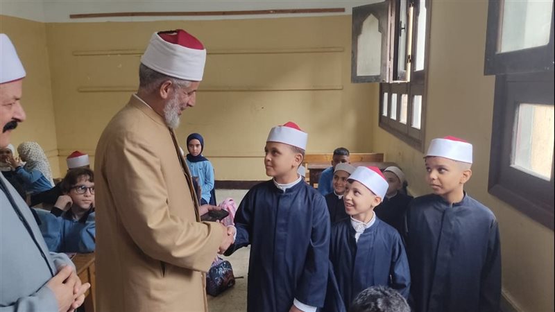 انتظام الدراسة بالمعاهد