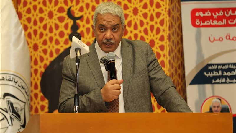 الدكتور محمود صديق