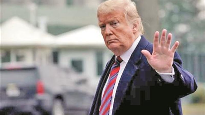 الرئيس الأمريكي دونالد
