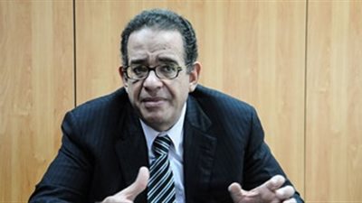 الوفد يطالب بزيادة عدد مقاعد النواب لـ120 عضوًا و60 للشيوخ