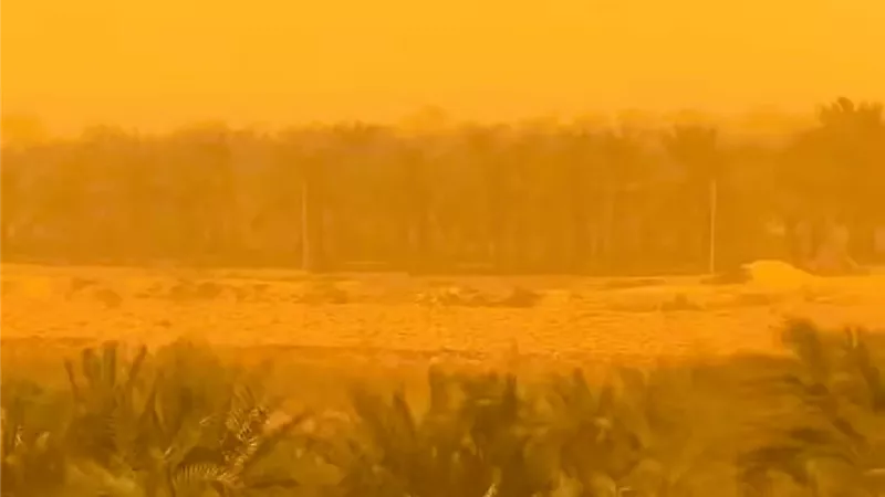 عاصفة