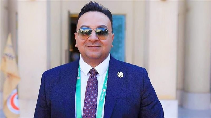 الدكتور محمود حمدي-