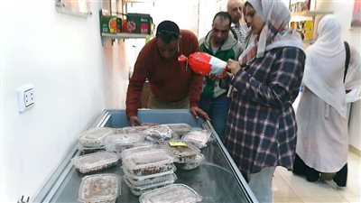تحرير 203 محضر تمويني بالمنوفية من الحملات التفتيشية لضبط حركة الأسواق 
