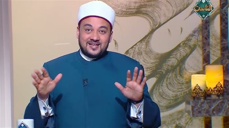 الدكتور احمد نبوي