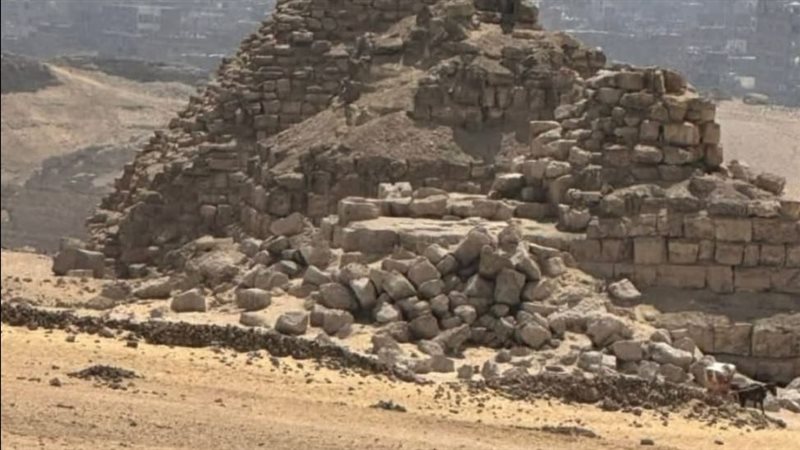 الهرم المنتشرة صورته