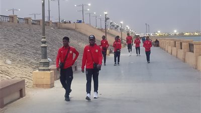 جولة حرة للاعبي الكونغو الديمقراطية بالممشى السياحى في السويس 