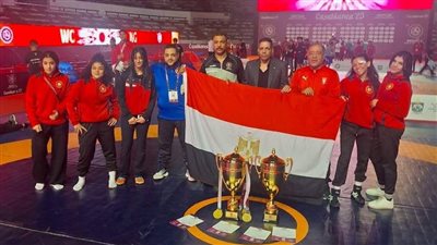 وزير الرياضة يهنئ الاتحاد المصري للمصارعة بحصد 62 ميدالية في بطولة إفريقيا