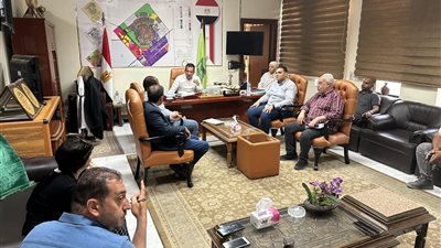 العاشر من رمضان: تعزيز معايير السلامة والجودة ومتابعة المشروعات في المدينة