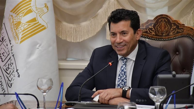اشرف صبحي وزير الشباب