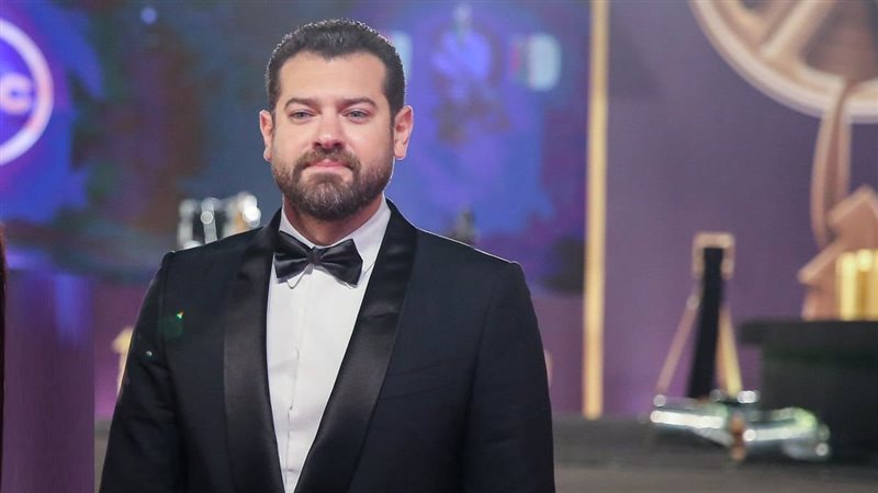 عمرو يوسف