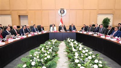 كامل الوزير: لن يُسمح بصرف أي مخلفات صناعية في البحر أو داخل باطن الأرض 