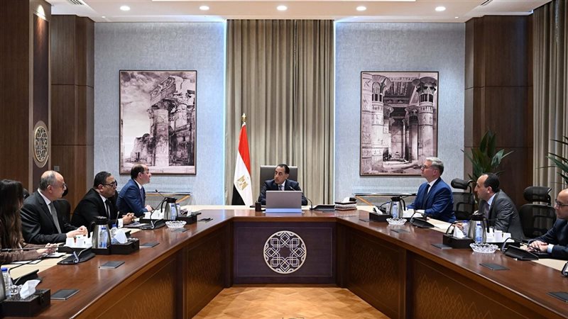 رئيس مجلس الوزراء