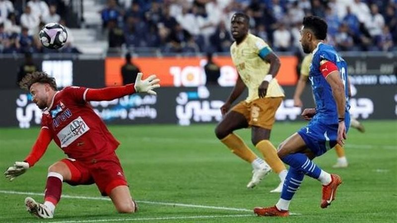 الهلال يواصل ملاحقة
