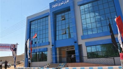 الحرفيون ينتظرون.. توقف معرض تسويق المنتجات الحرفية بسوهاج رغم جاهزيته |صور