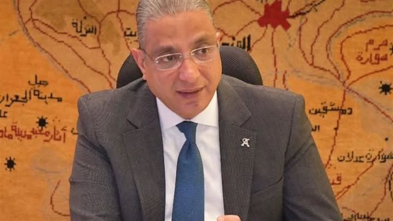 الدكتور احمد الانصارى