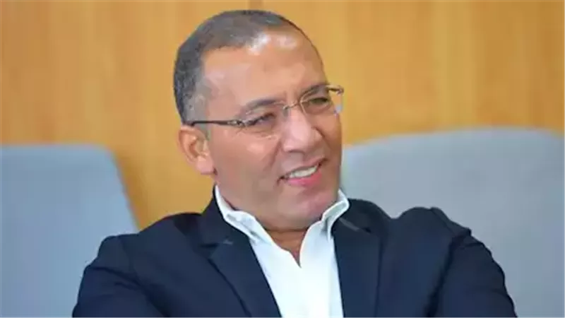 الكاتب الصحفى والإعلامي