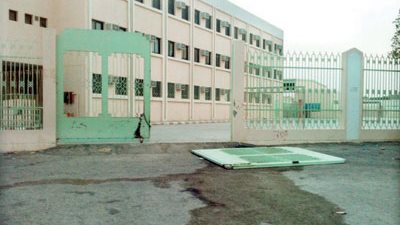 إصابة موظفى امن سقطت عليهما بوابة حديدية أثناء عملهما بشركة فى أكتوبر 