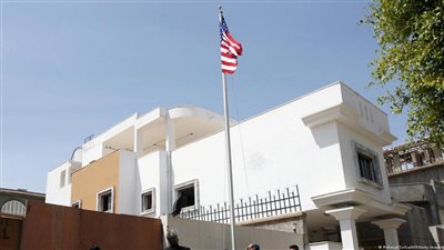 السفارة الأمريكية في ليبيا تنفي 